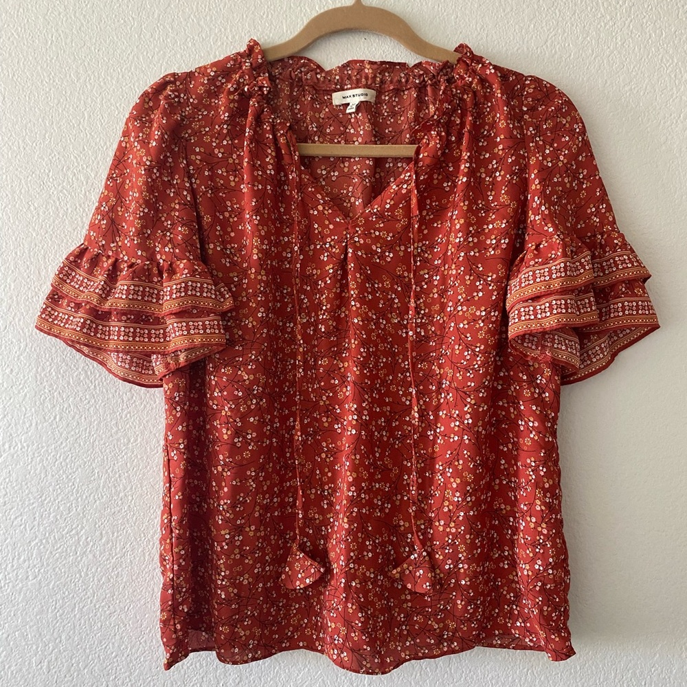 Layered Sleeve Floral Blouse